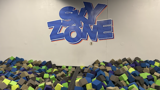Sky Zone Trampoline Park2